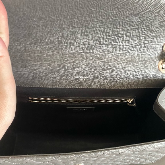 ❌SOLD❌YSL Large Envelope Bag - Picture 9 of 13